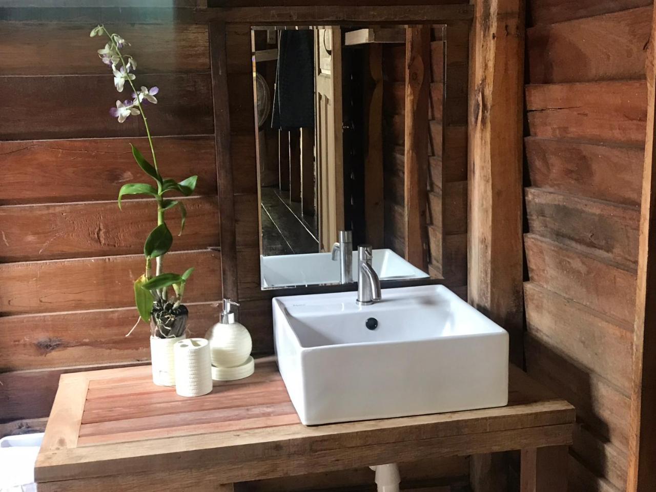 Kalume' Eco Boutique Resort-Adult Only كوه كرادان المظهر الخارجي الصورة